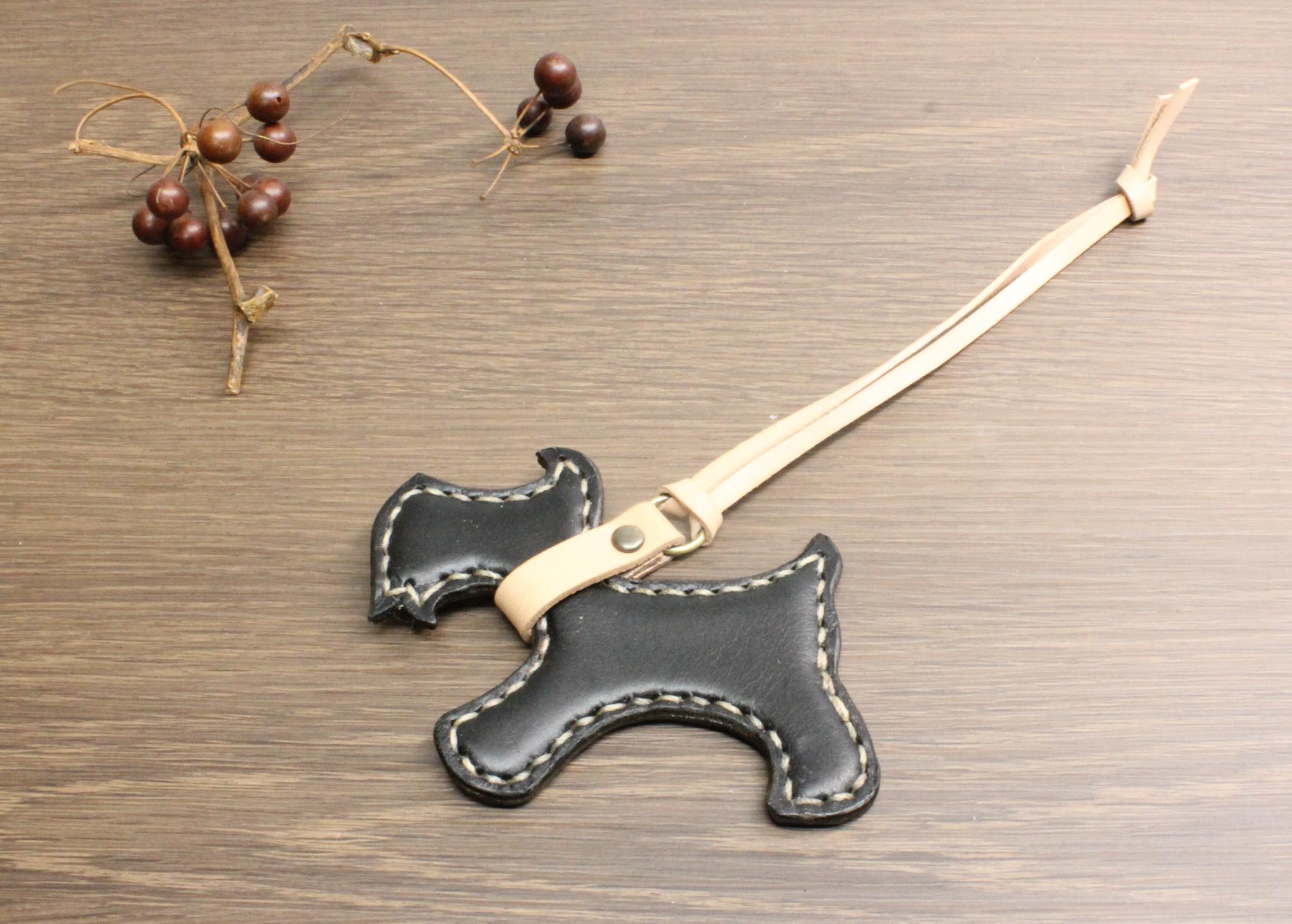 イタリアンレザー/ミニチュアシュナウザーのバッグチャーム/黒 | 2枚目