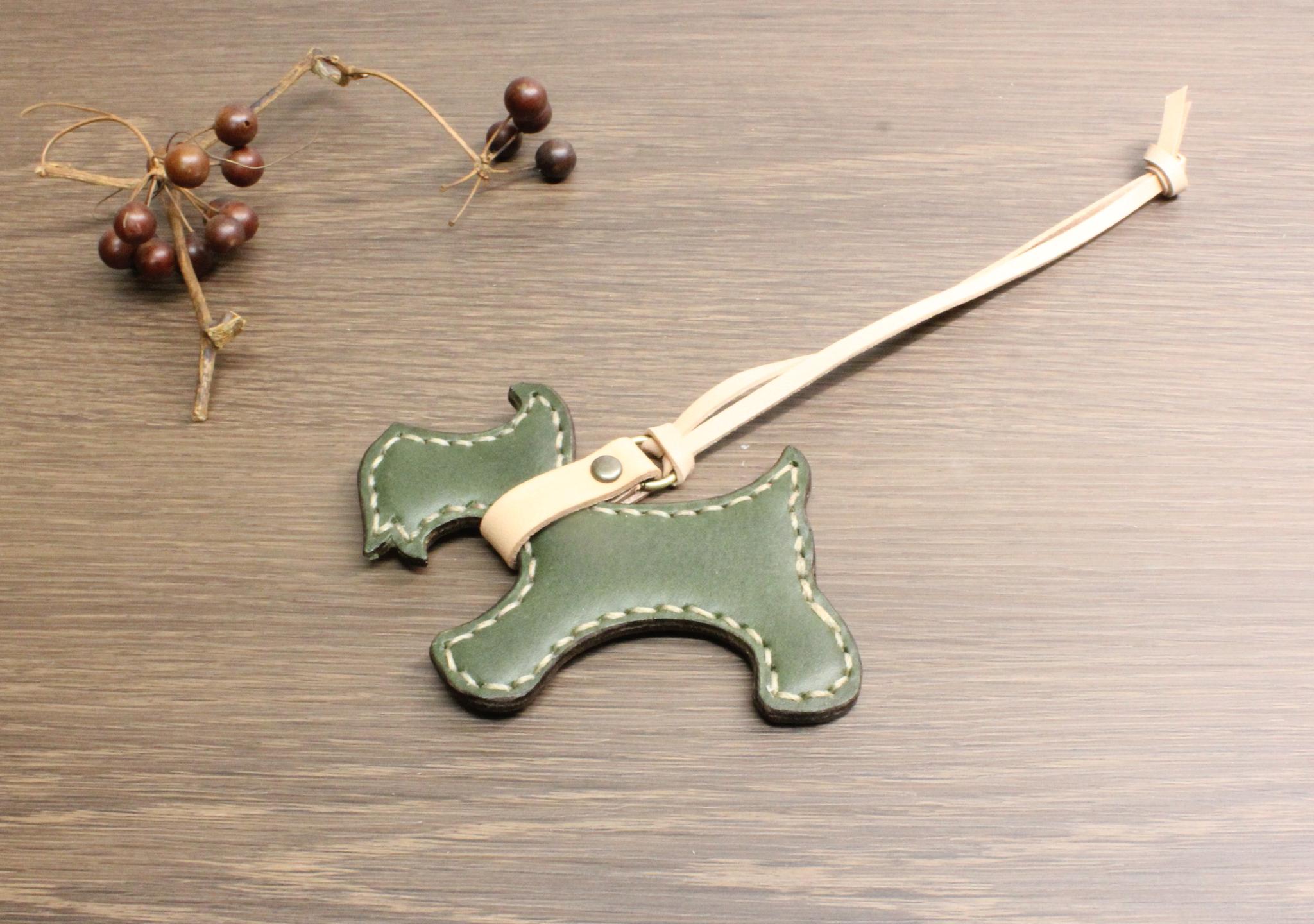 イタリアンレザー/ミニチュアシュナウザーのバッグチャーム/緑 | 2枚目