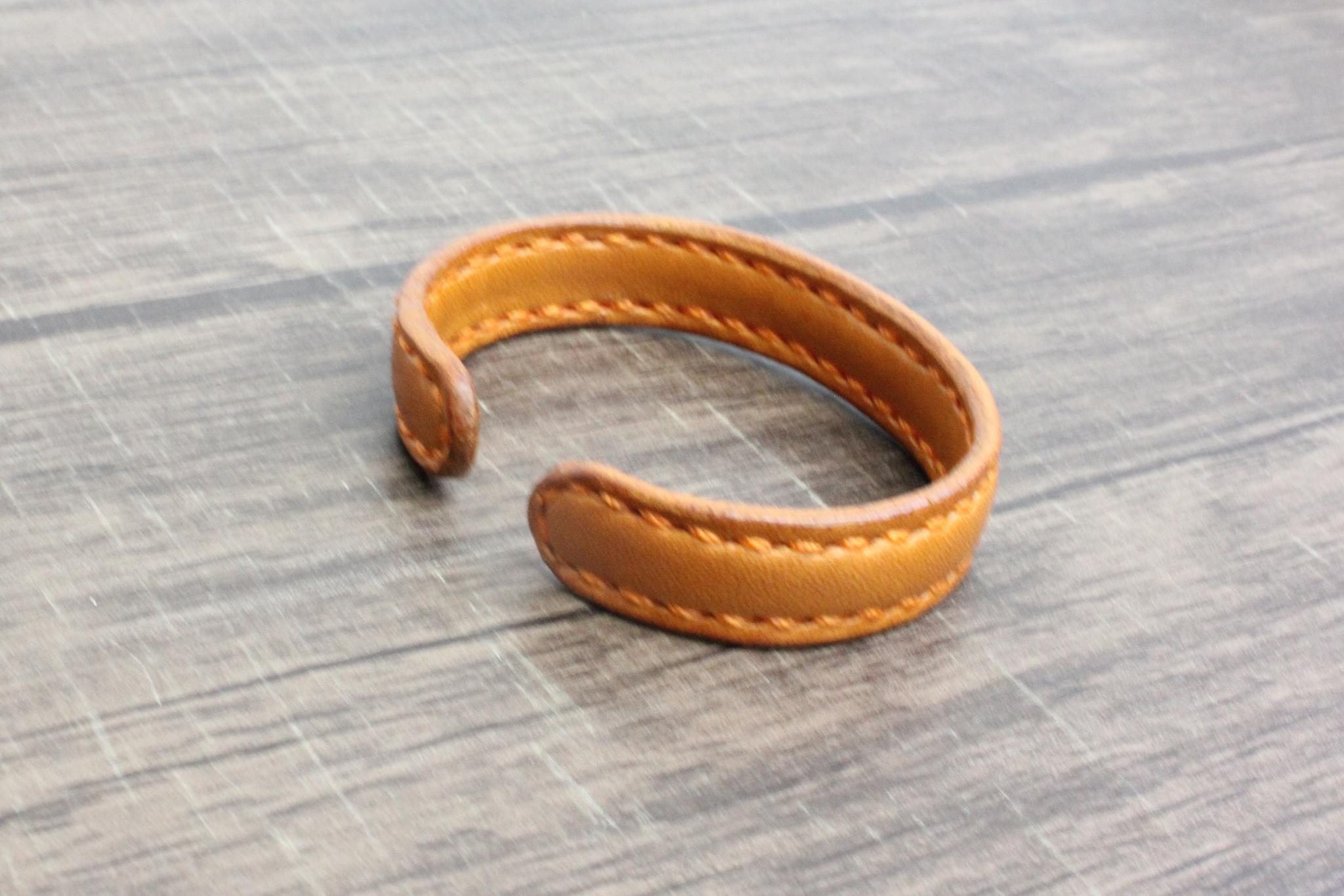 『ワケあり特価』 【イタリアンレザー使用】 バングル | 4枚目