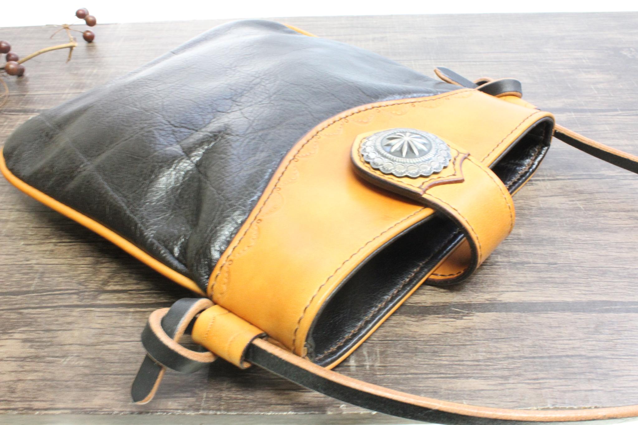 【イタリアンバッファロー使用】コンチョショルダーバッグ【在庫品・ワケあり】 | 3枚目